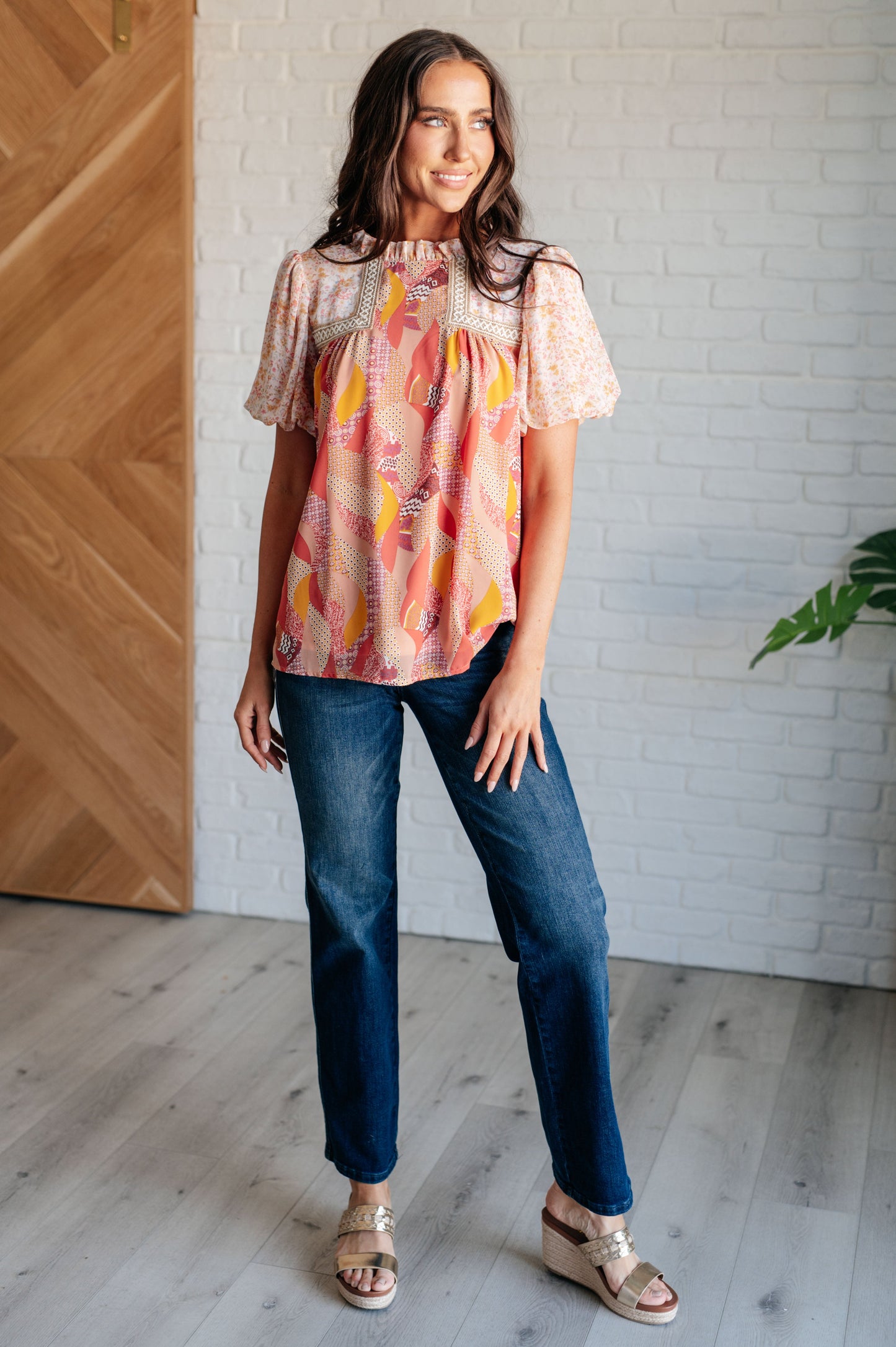 Day Dreamer Mixed Floral Top in Mauve Ave Shops
