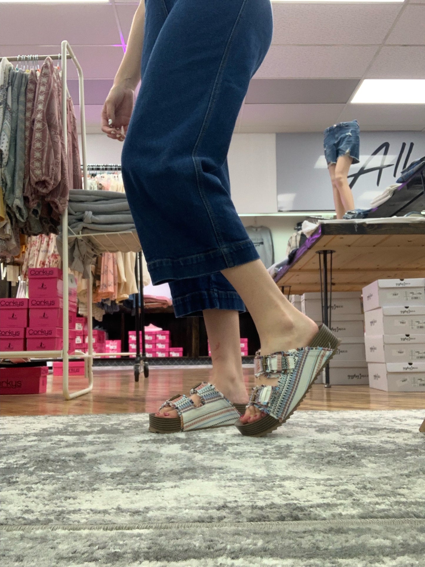 Wanderer Sandal - Cream/Multi Gypsy Jazz