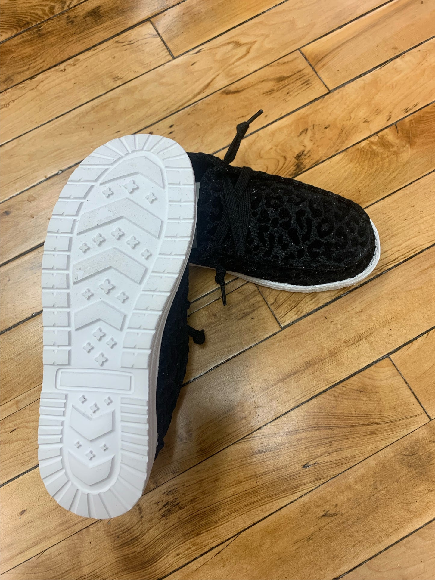 To The Moon - Black Gypsy Jazz