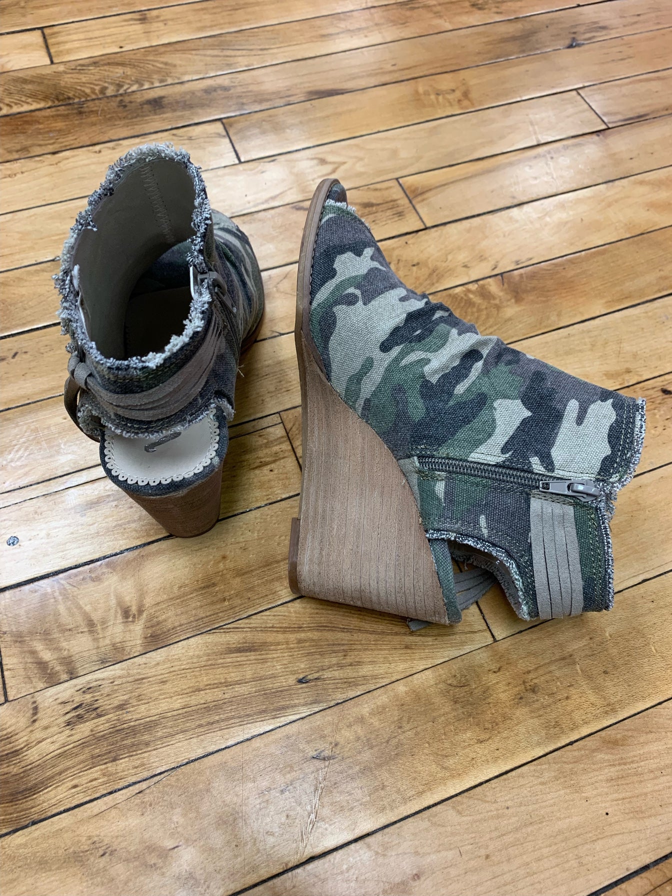 Keely Shoe - Camo - Shop All Around Divas