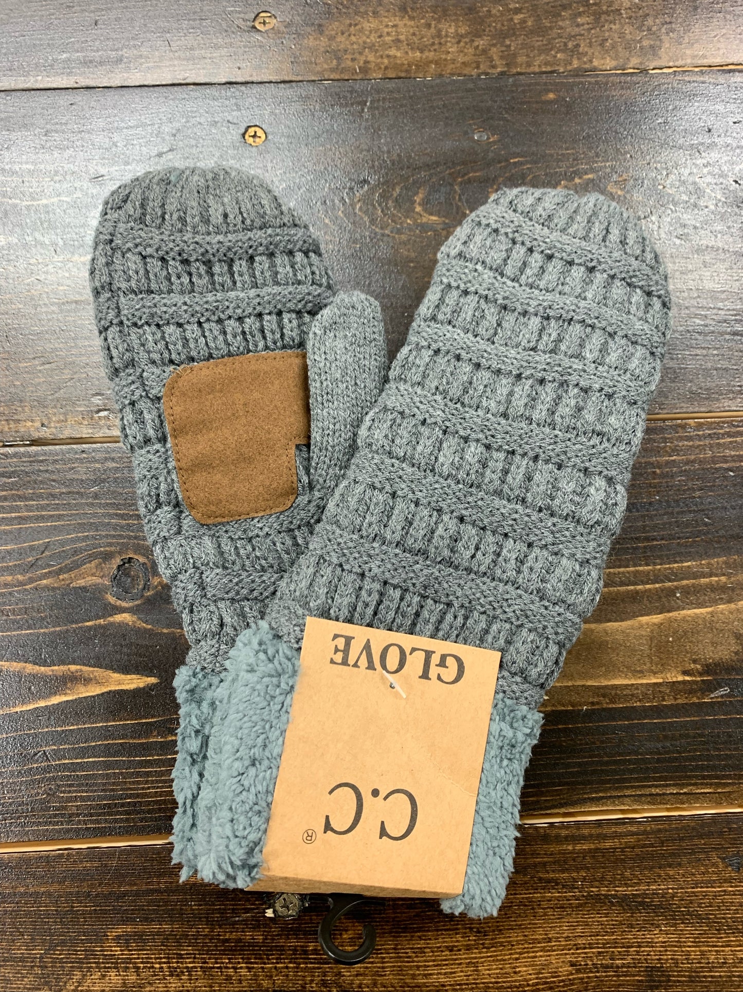 Mari CC Mittens CC Beanie