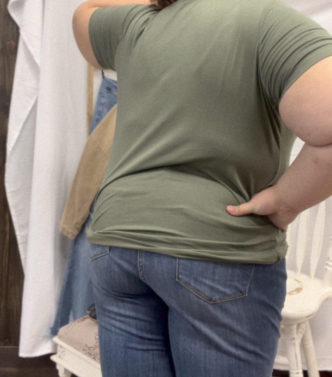 Lesly Tee - Light Olive Zenana