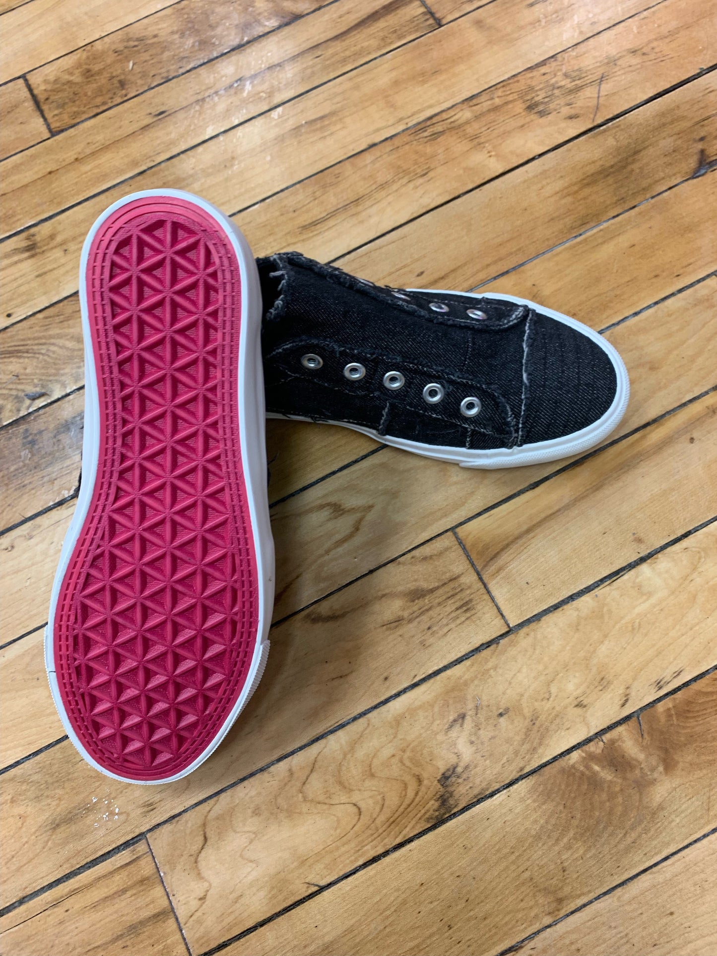 Babalu Corkys - Black Corkys