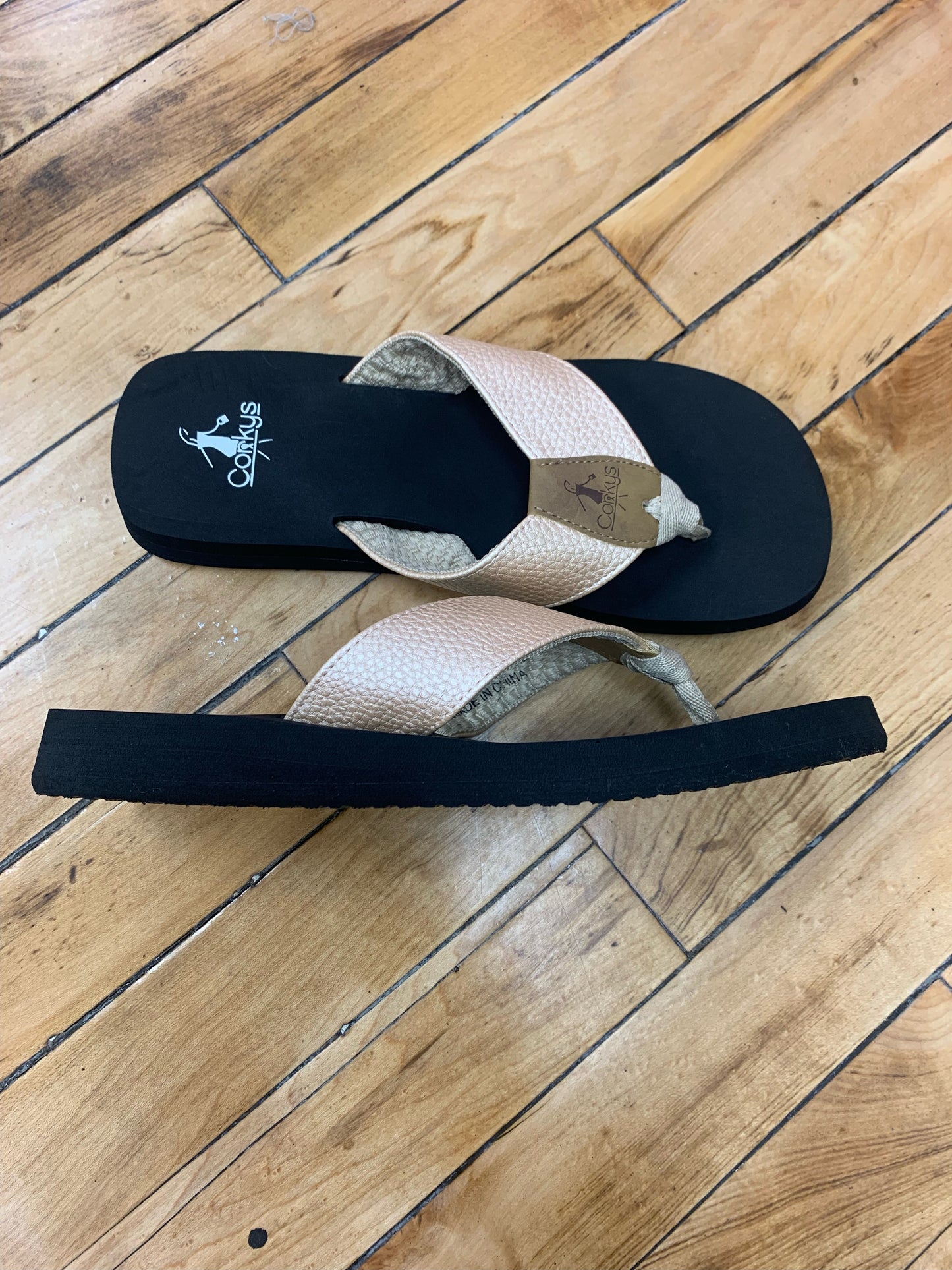 Ladybug Corkys - Gold Corkys