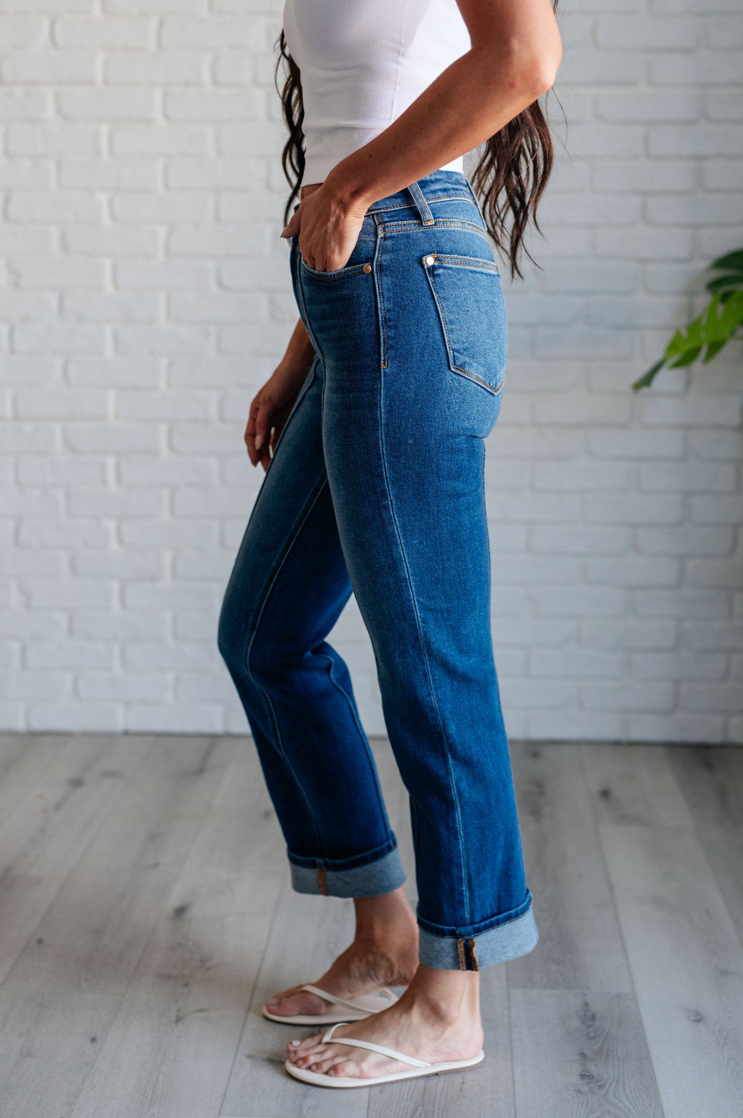 Campbell High Rise Center Seam Detail Straight Jeans Ave Shops