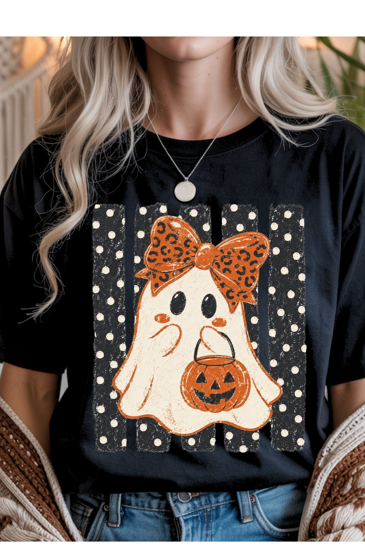 Bow Ghost Graphic Tee - 3 Colors