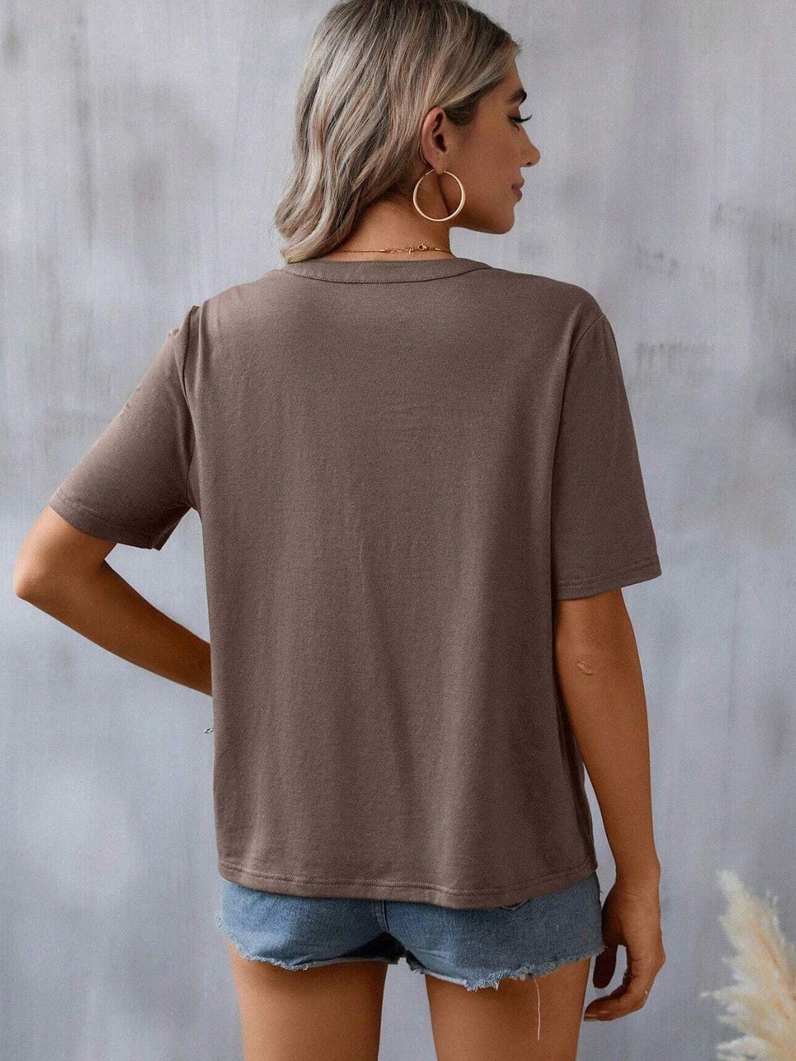 Embroidered Notched Short Sleeve T-Shirt - 5 Colors