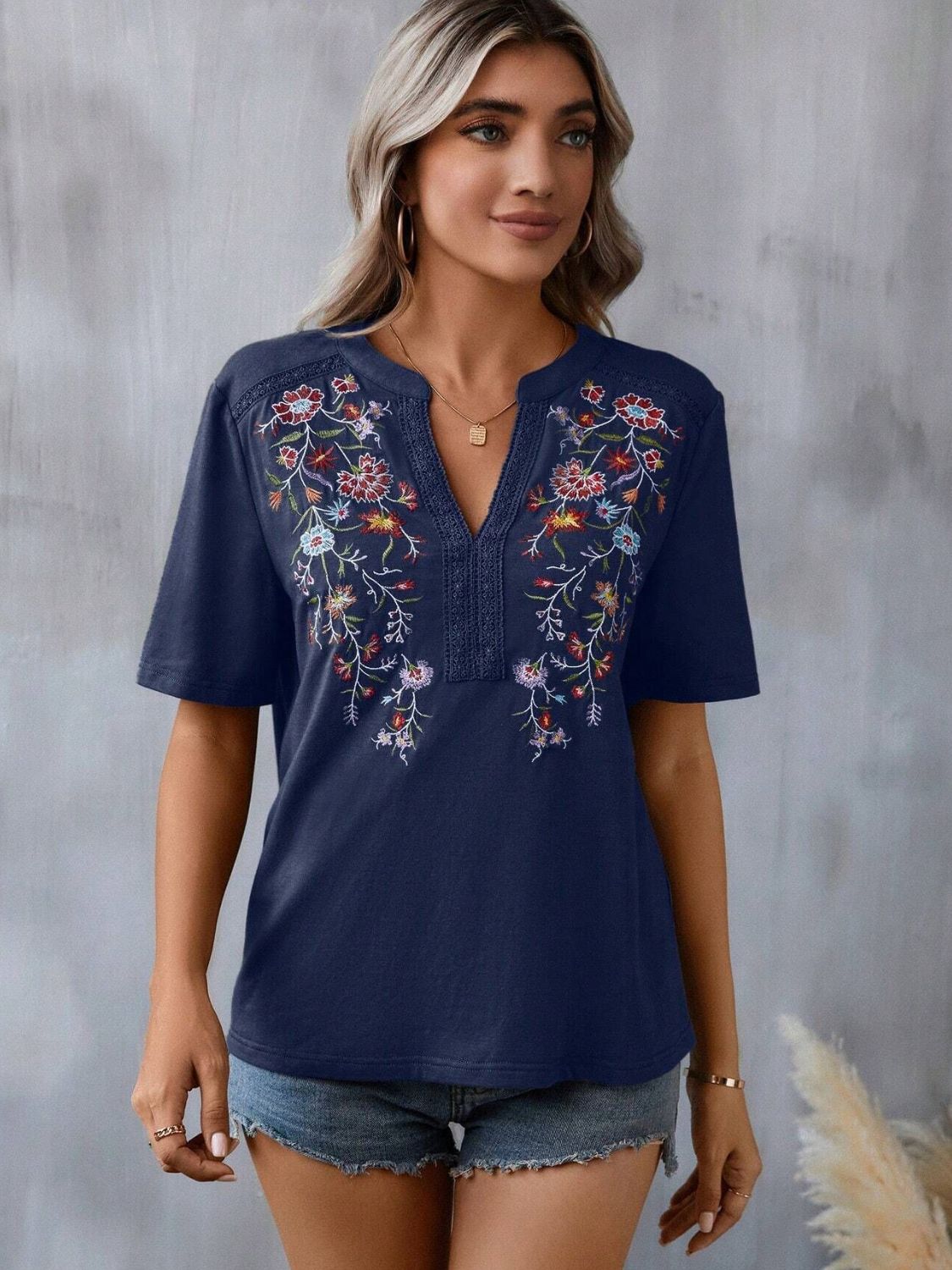 Embroidered Notched Short Sleeve T-Shirt - 5 Colors