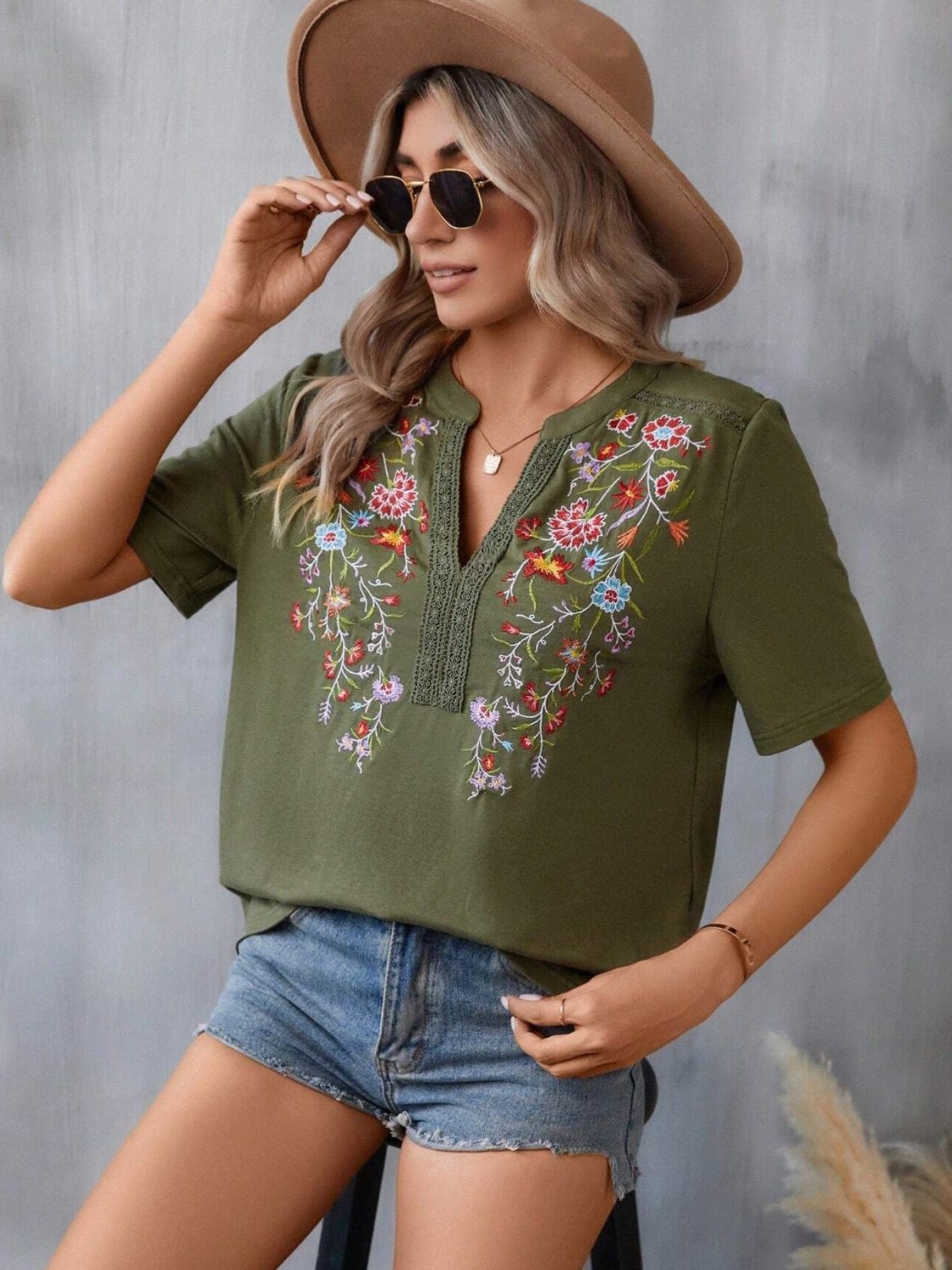 Embroidered Notched Short Sleeve T-Shirt - 5 Colors