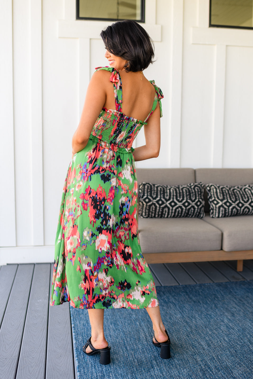 A Little While Longer Dress in Green - Shop All Around Divas