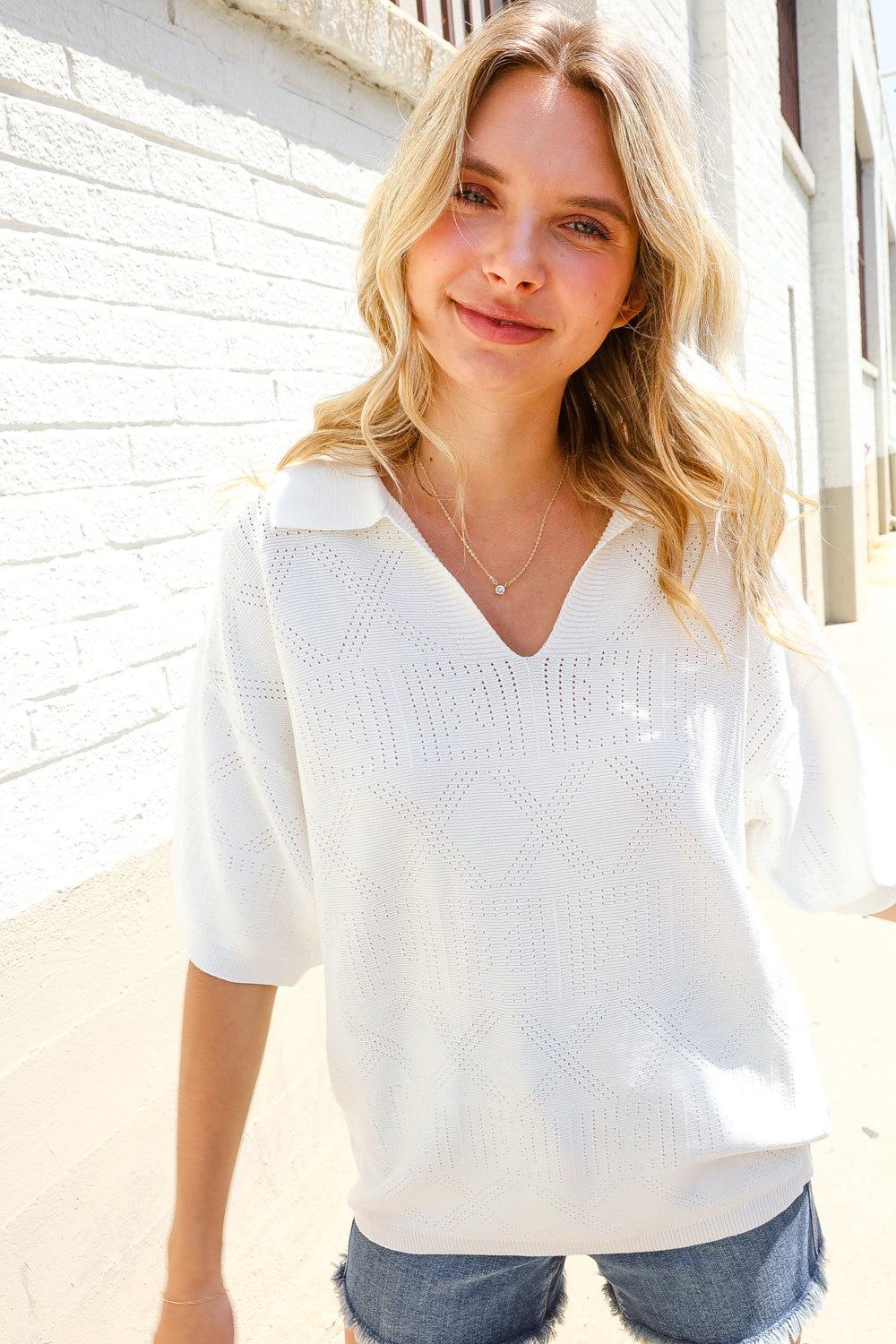 Lock Eyes White Pointelle Collar V Neck Short Sleeve Top