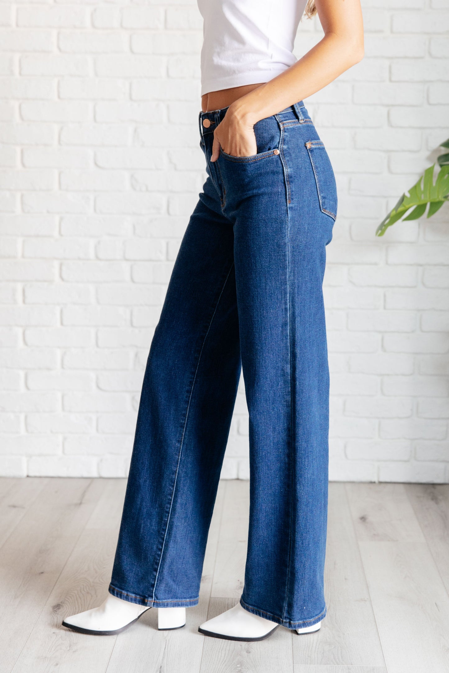 Hazel High Rise Vintage Wide Leg Jeans - JUDY BLUE Ave Shops