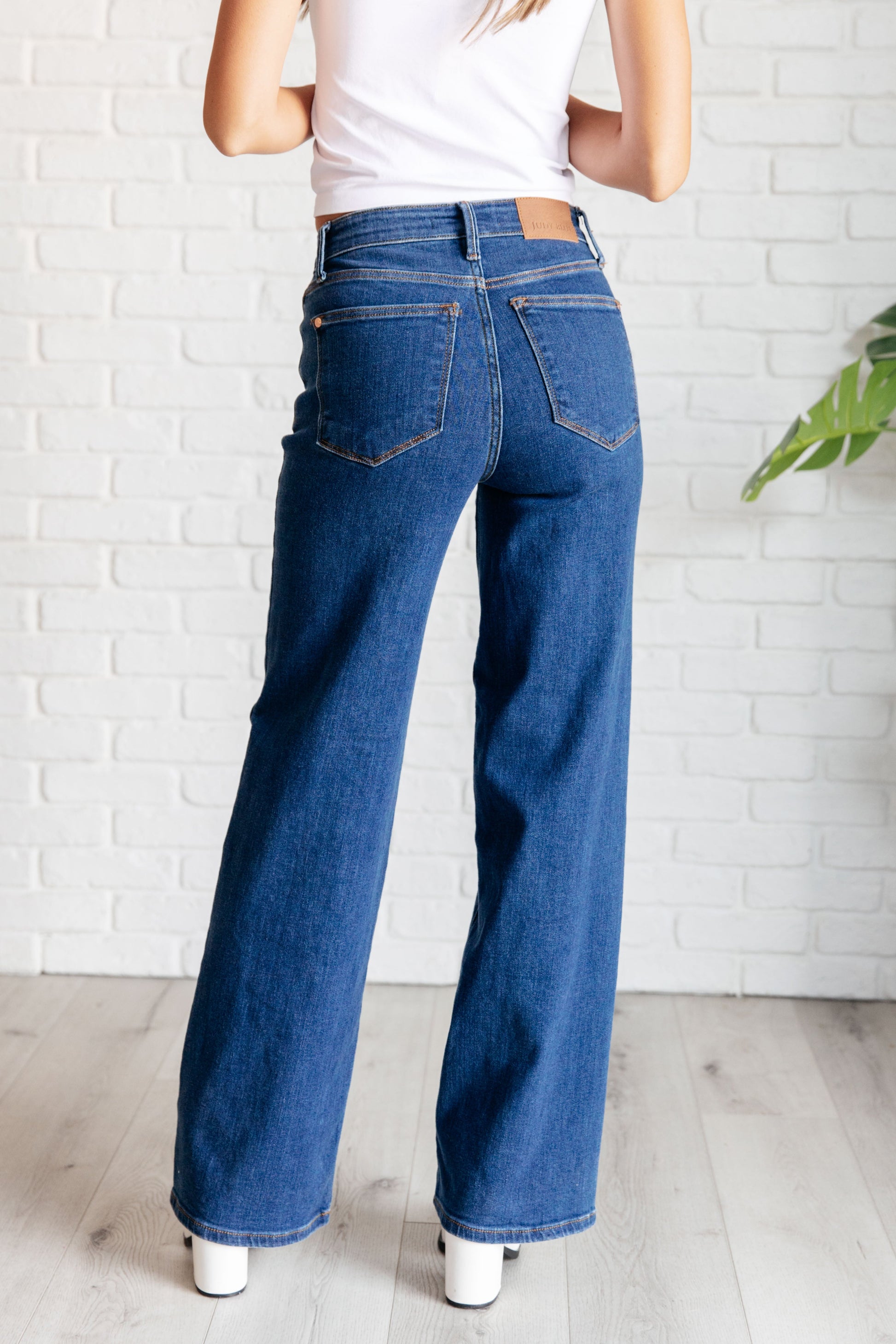 Hazel High Rise Vintage Wide Leg Jeans - JUDY BLUE Ave Shops