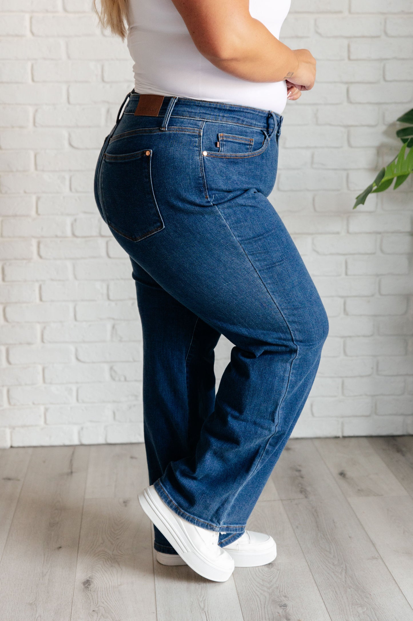 Hazel High Rise Vintage Wide Leg Jeans - JUDY BLUE Ave Shops