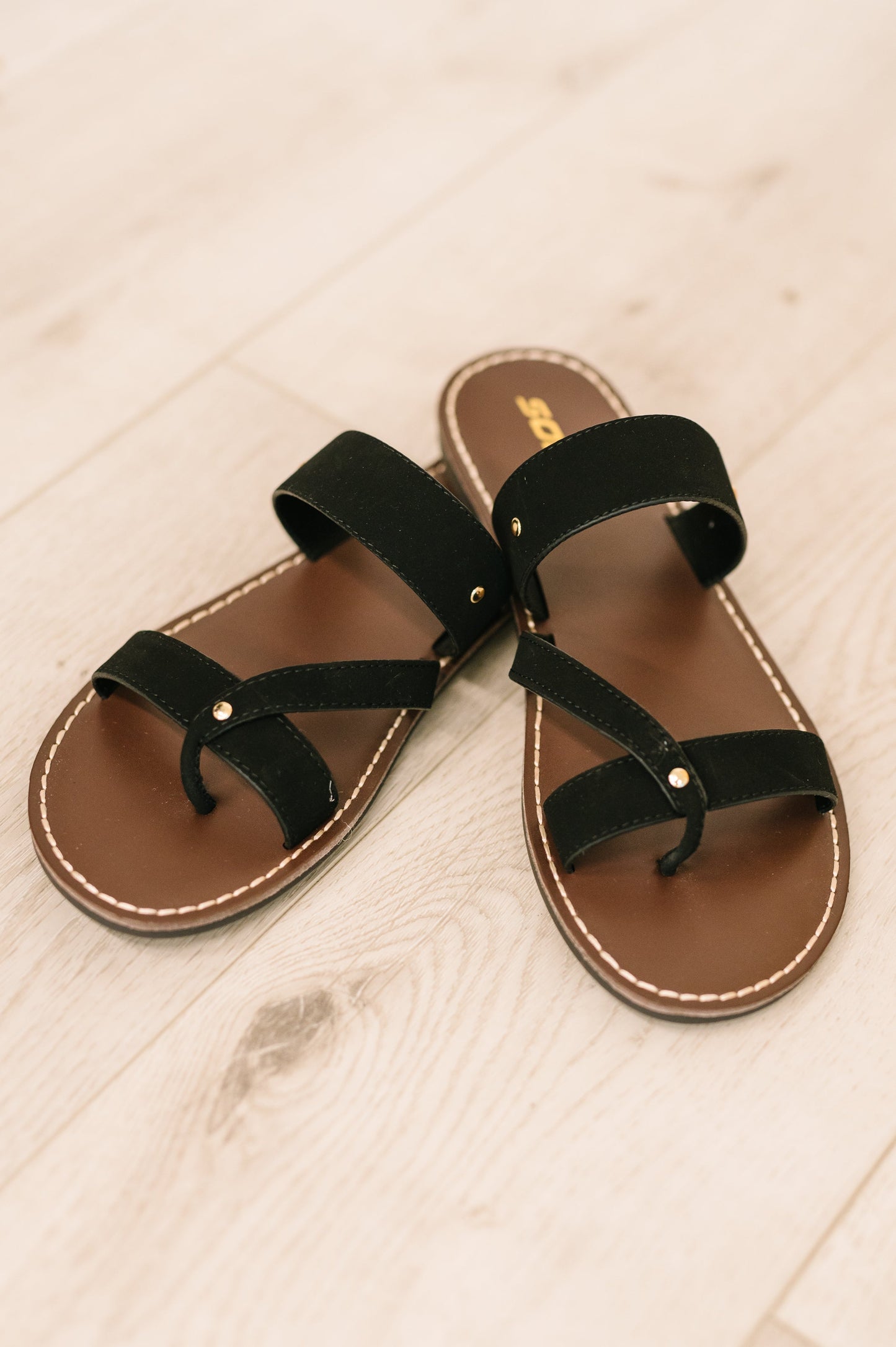 Heart & Sole Slip on Sandals in Clarity Black