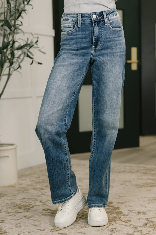 Holly Mid Rise Straight - JUDY BLUE