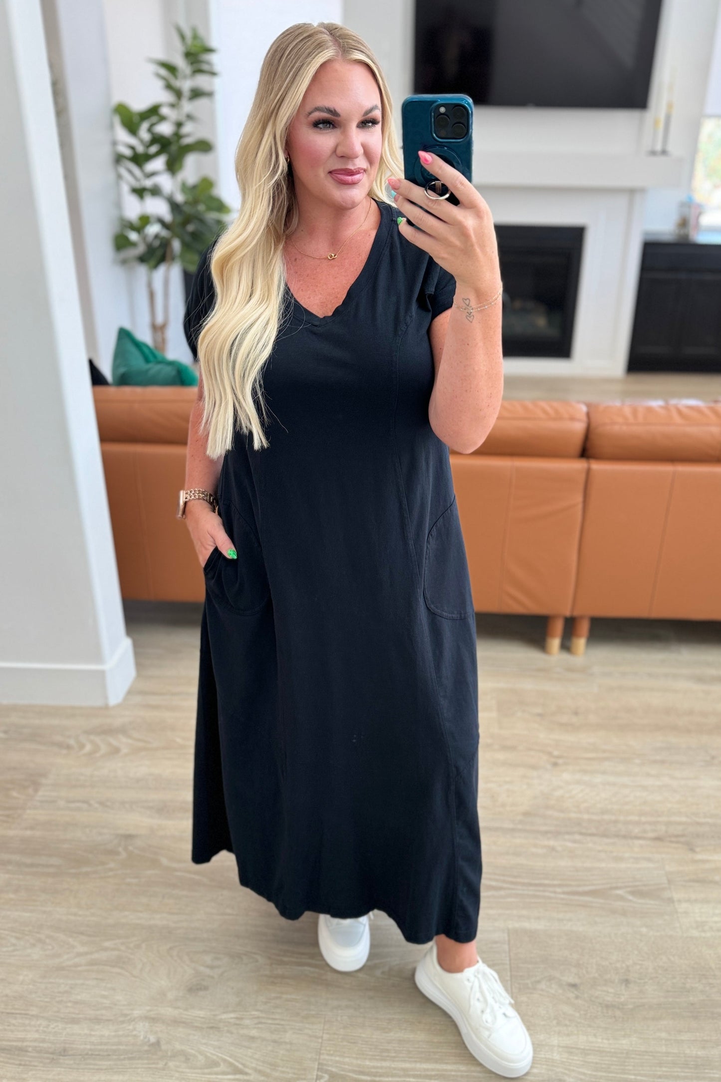 Modern Maritime Shift Maxi Dress in Black - Shop All Around Divas
