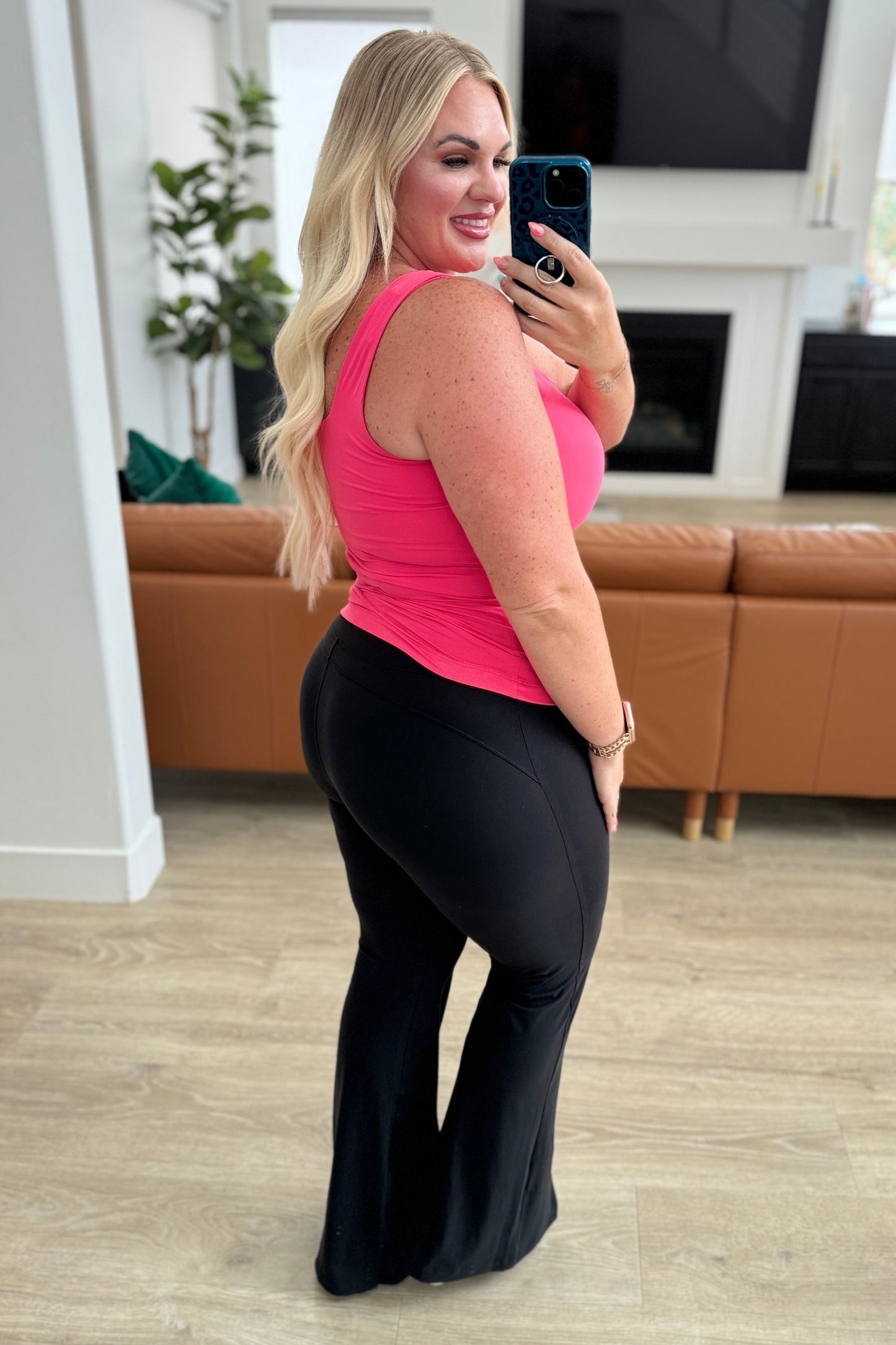 Stamina Stride Flare Leggings - Shop All Around Divas