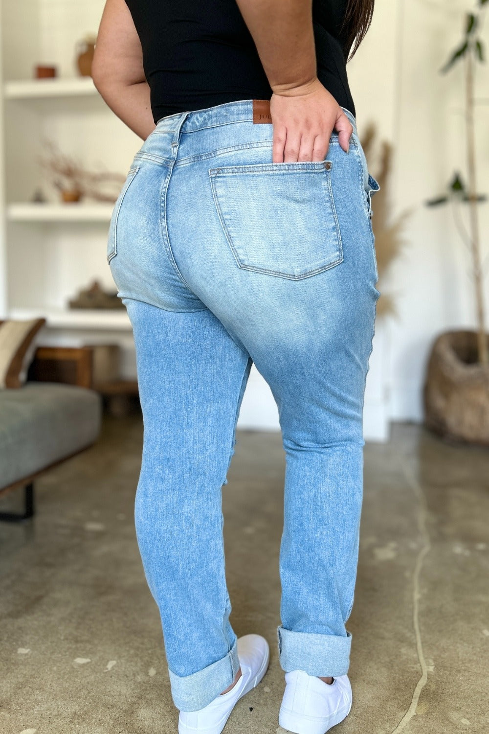 Judy Blue Full Size Distressed Straight Jeans with Patch Pockets Trendsi