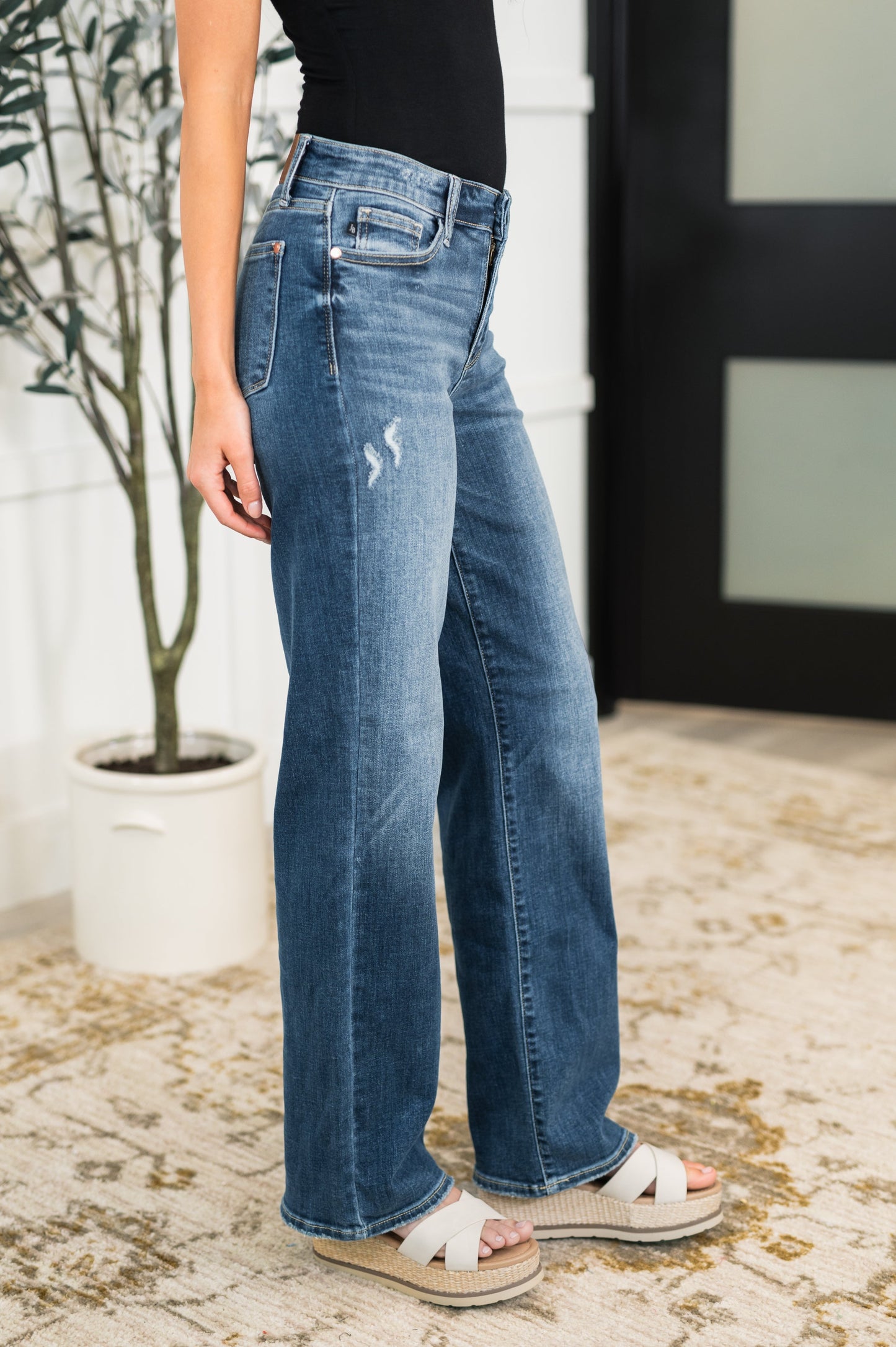 Julia High Rise 90's Straight Leg Jeans - JUDY BLUE