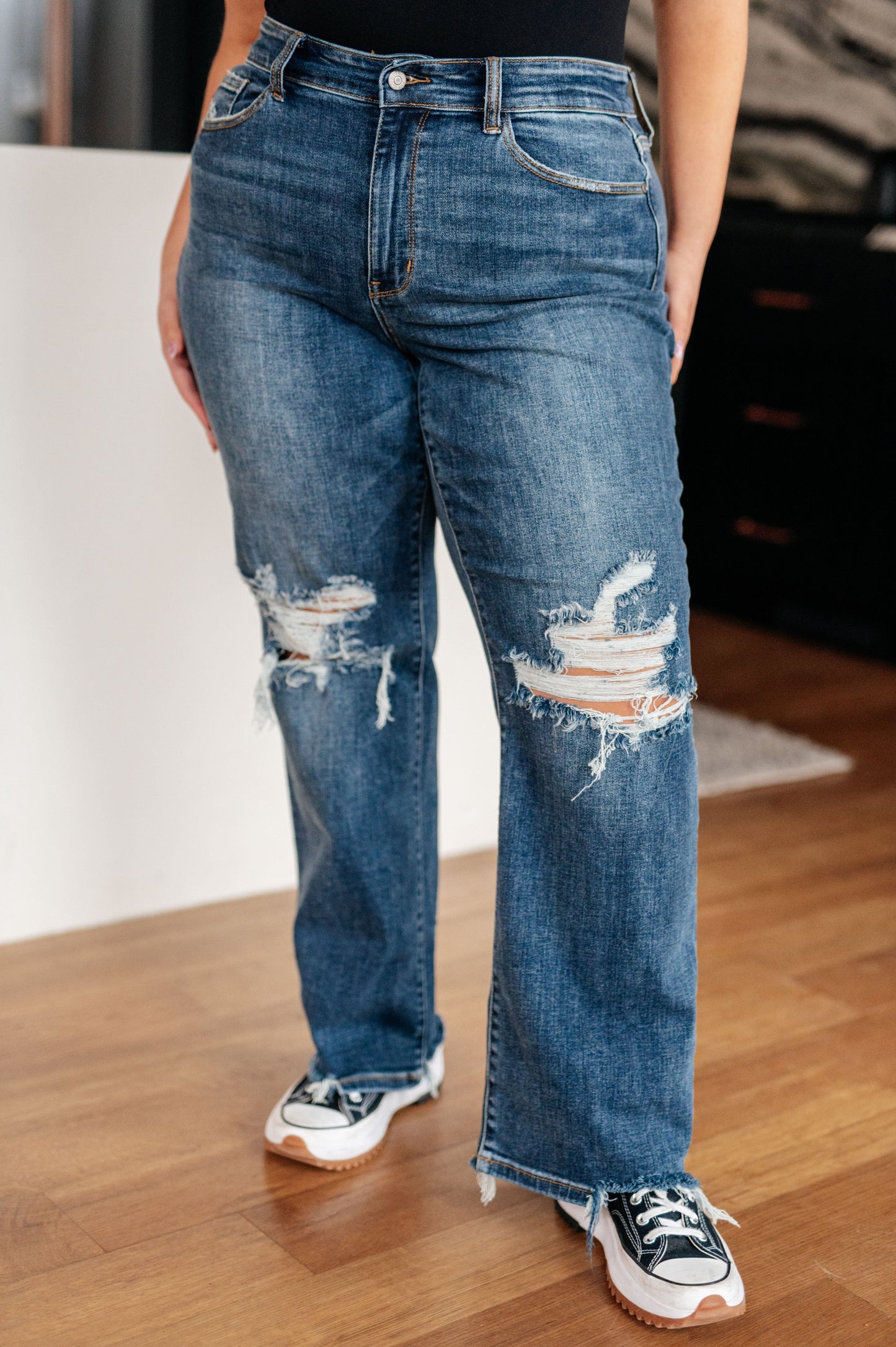 Rose High Rise 90's Straight Jeans in Dark Wash - JUDY BLUE - Shop All Around Divas