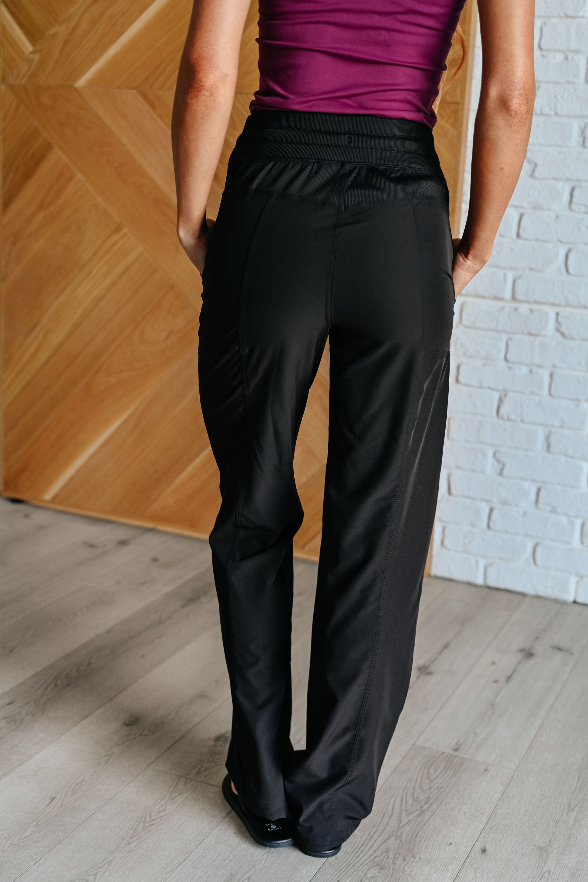 Runner's High Drawstring Joggers in Black Ave Shops