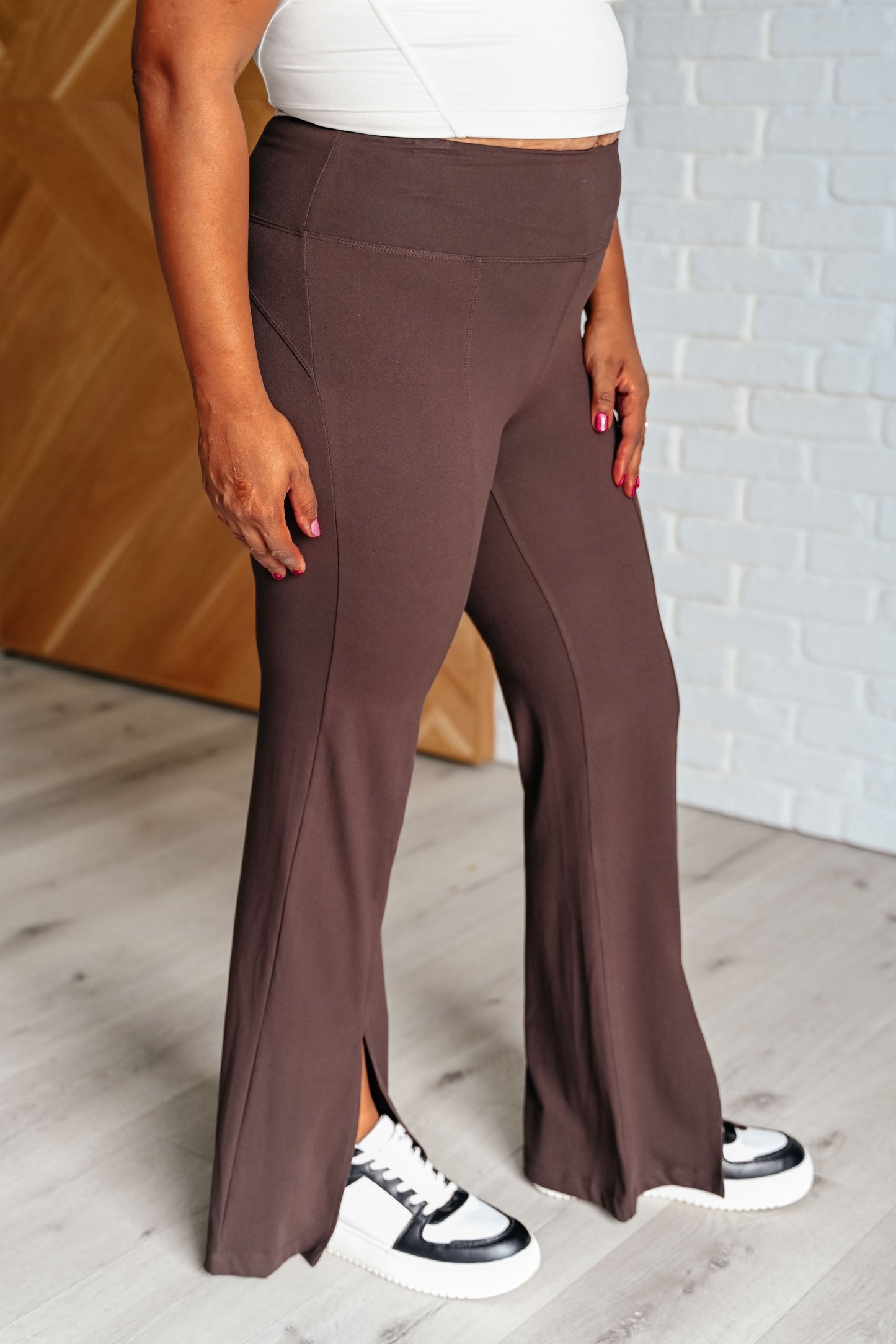 Stamina Stride Flare Leggings in Espresso Ave Shops