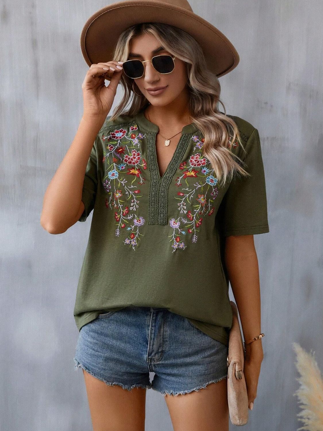 Embroidered Notched Short Sleeve T-Shirt - 5 Colors