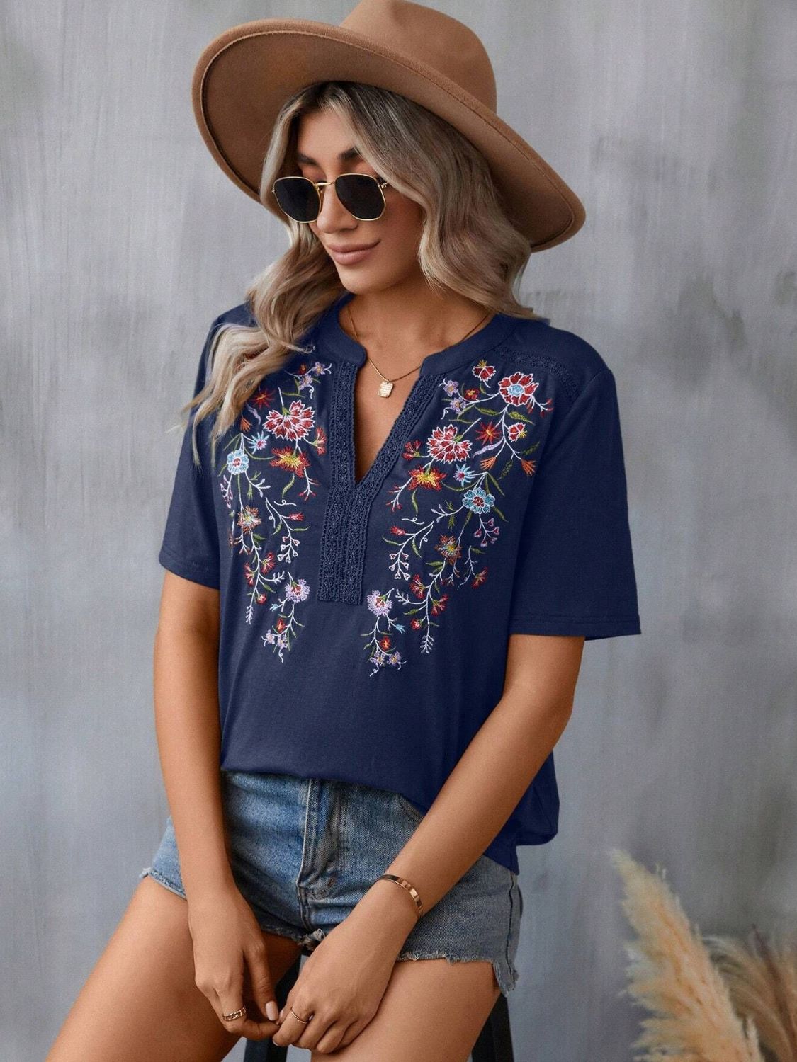 Embroidered Notched Short Sleeve T-Shirt - 5 Colors