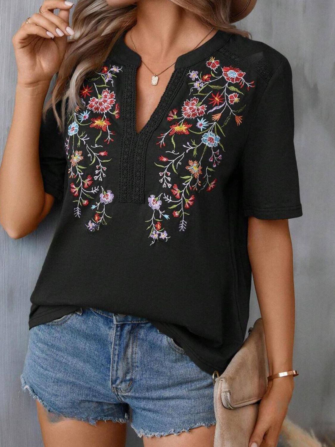 Embroidered Notched Short Sleeve T-Shirt - 5 Colors