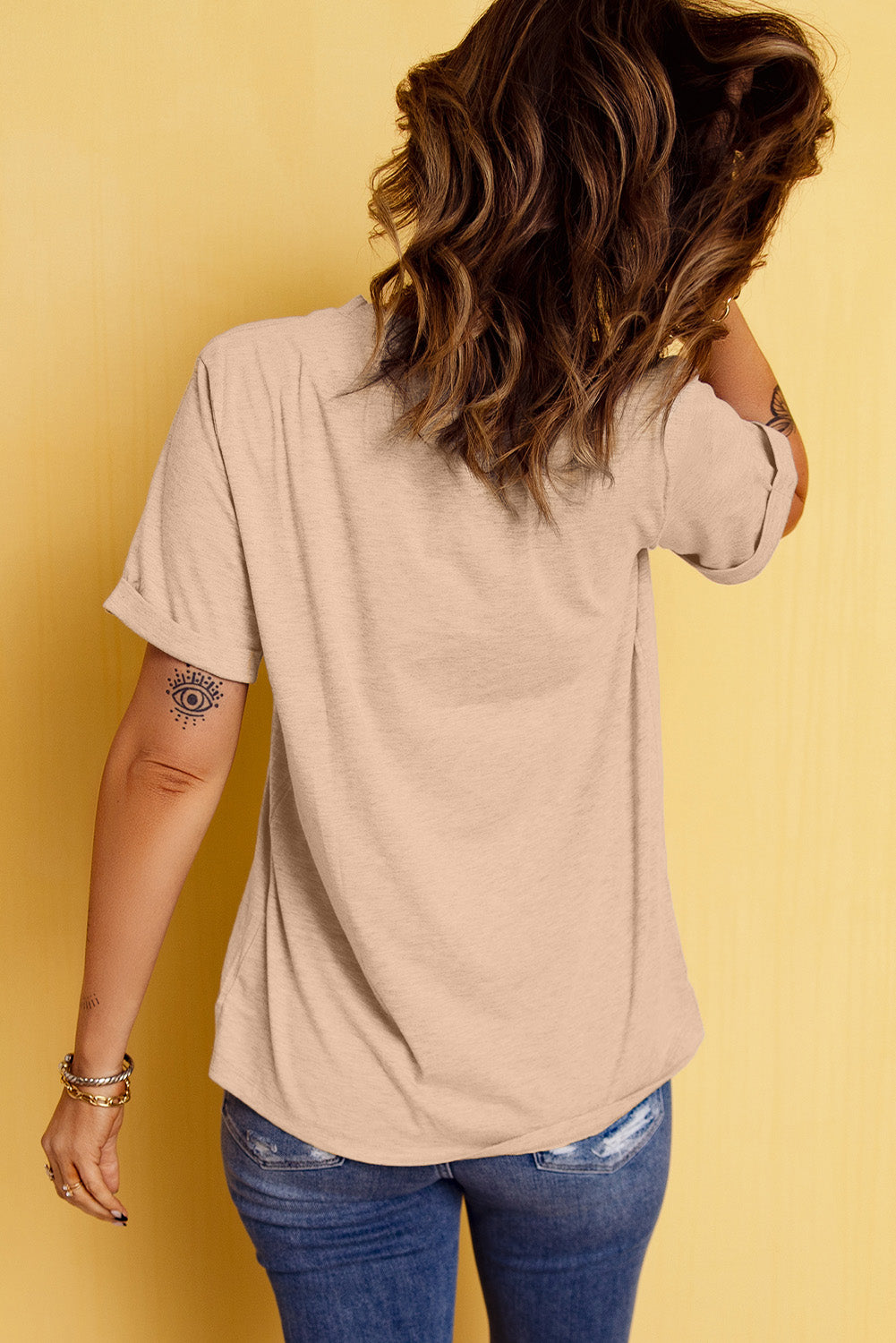 Bow Graphic Round Neck Short Sleeve T-Shirt Trendsi