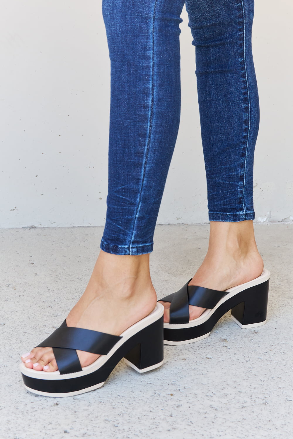 Cherish The Moments Contrast Platform Sandals in Black - Shop All Around Divas