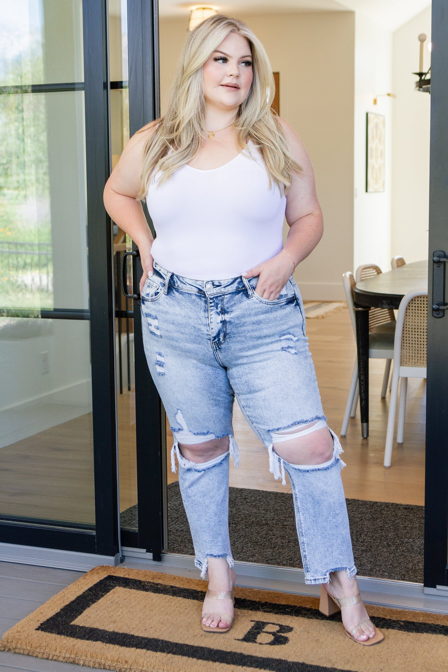 Rizzo High Rise Crop Straight Jeans - VERVET - Shop All Around Divas