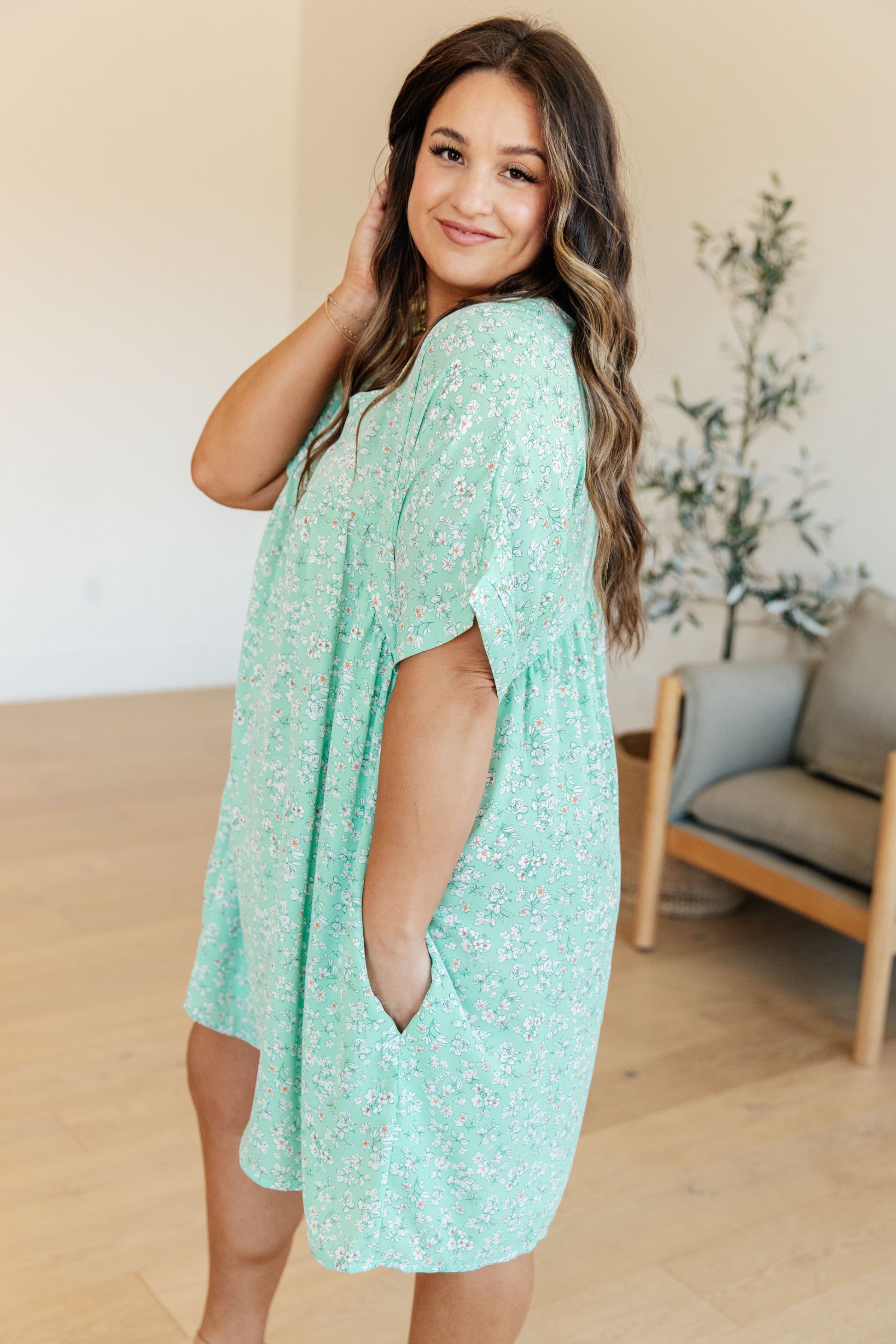Rodeo Lights Dolman Sleeve Dress in Mint Floral - Shop All Around Divas