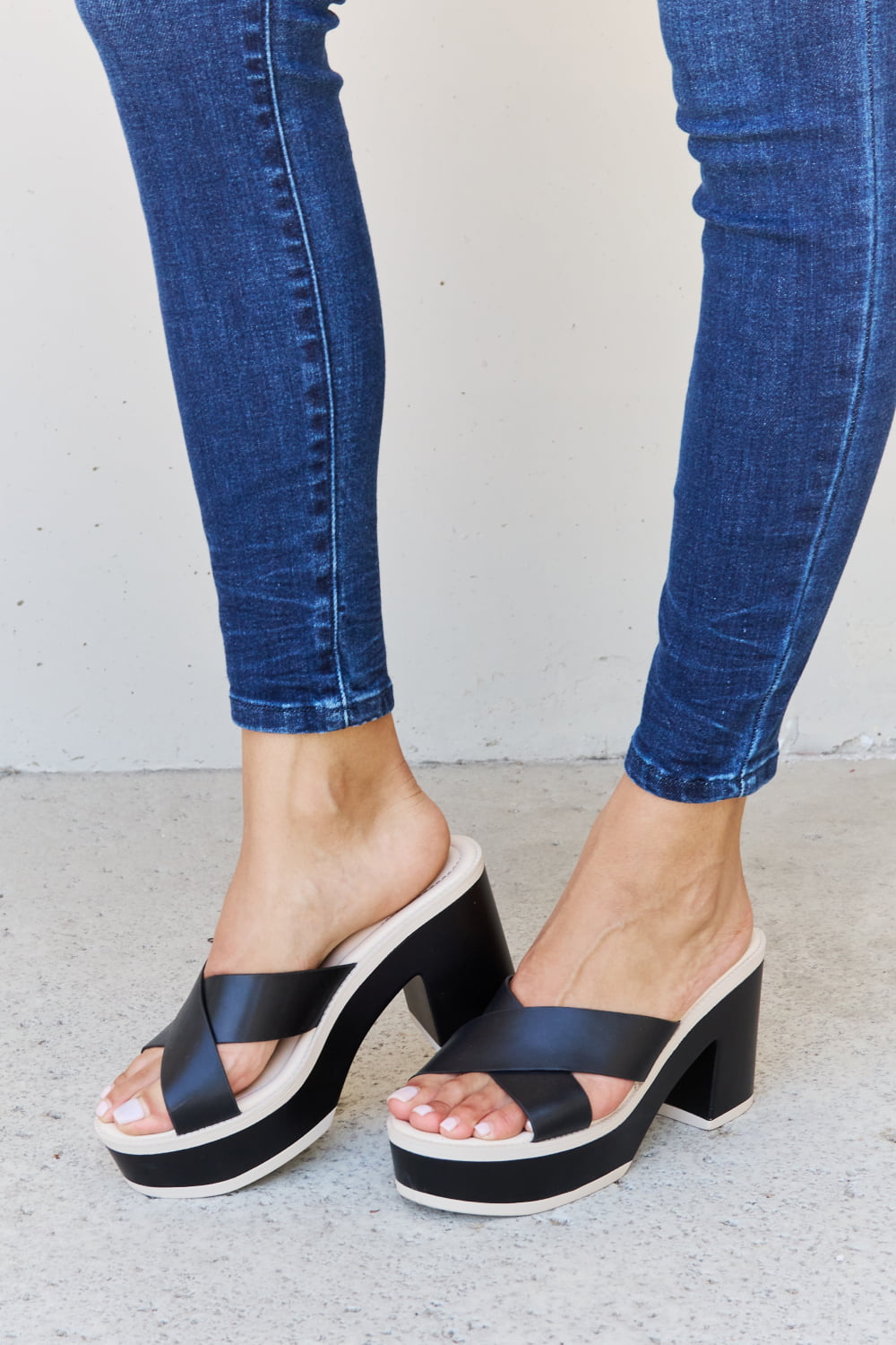 Cherish The Moments Contrast Platform Sandals in Black - Shop All Around Divas